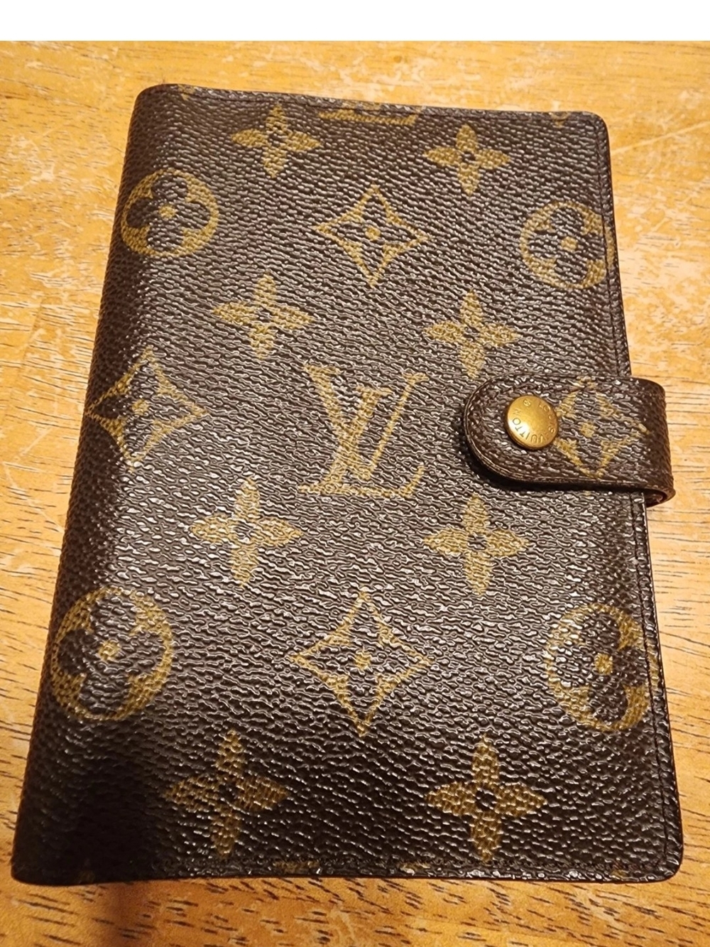 Louis Vuitton Monogram Small Ring Agenda Cover the classic brown monogram